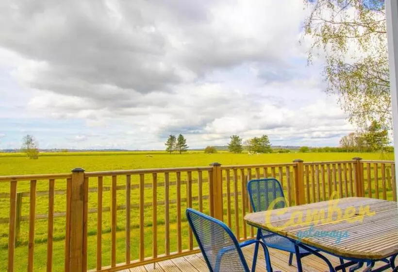 ホテル Puddledock   Luxury Lodge   Romney Marsh, Kent