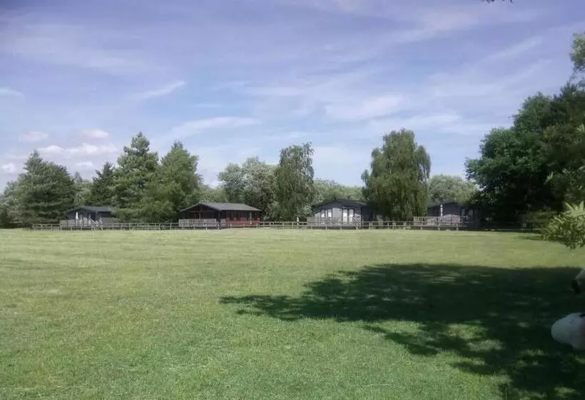 ホテル Puddledock   Luxury Lodge   Romney Marsh, Kent