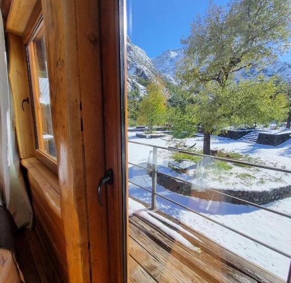 Hotel Rocanegra Mountain Lodge