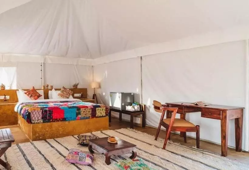 リゾートホテル Desert Dream Royal Camps & Pool