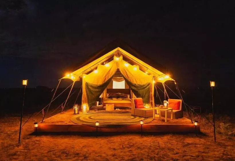 リゾートホテル Desert Dream Royal Camps & Pool