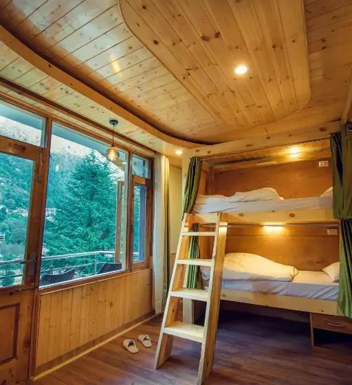 The Forest Pinnacle Hostel And Café, Old Manali