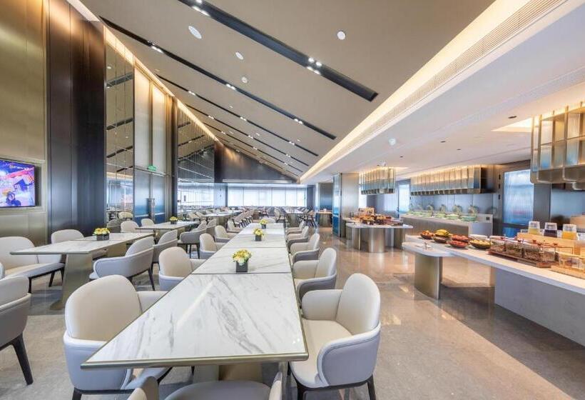 Atour Hotel Guangzhou Zhujiang New Town Taikoo Hui