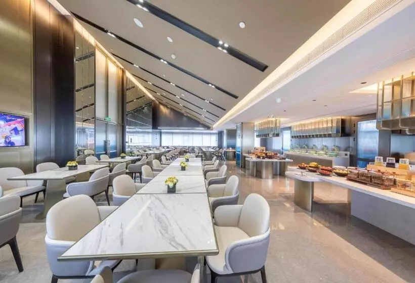 Atour Hotel Guangzhou Zhujiang New Town Taikoo Hui