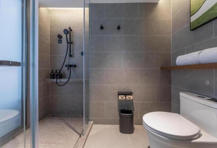 Atour Hotel Guangzhou Zhujiang New Town Taikoo Hui