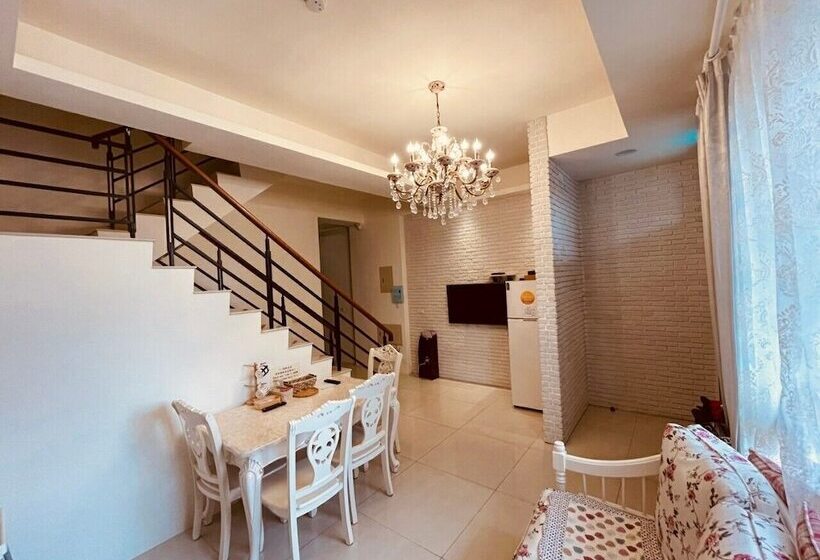 تختخواب و صبحانه Ellie's House