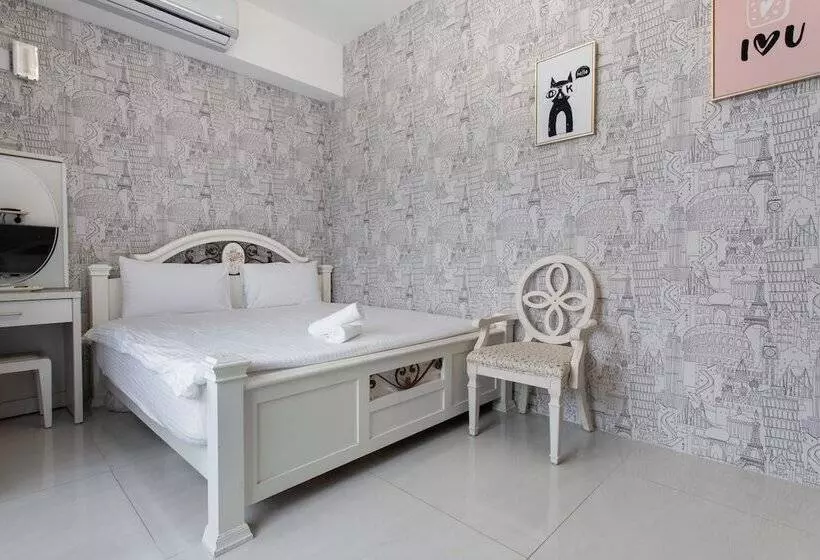 تختخواب و صبحانه Ellie's House