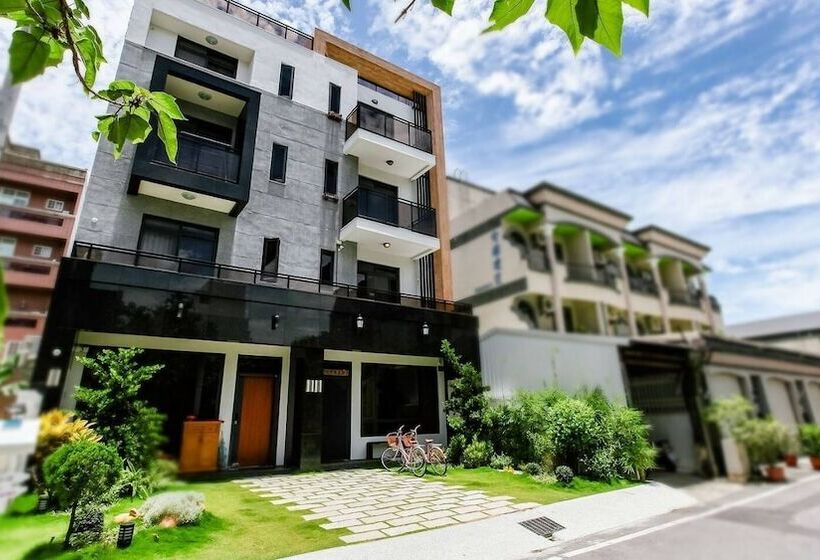 تختخواب و صبحانه Ellie's House