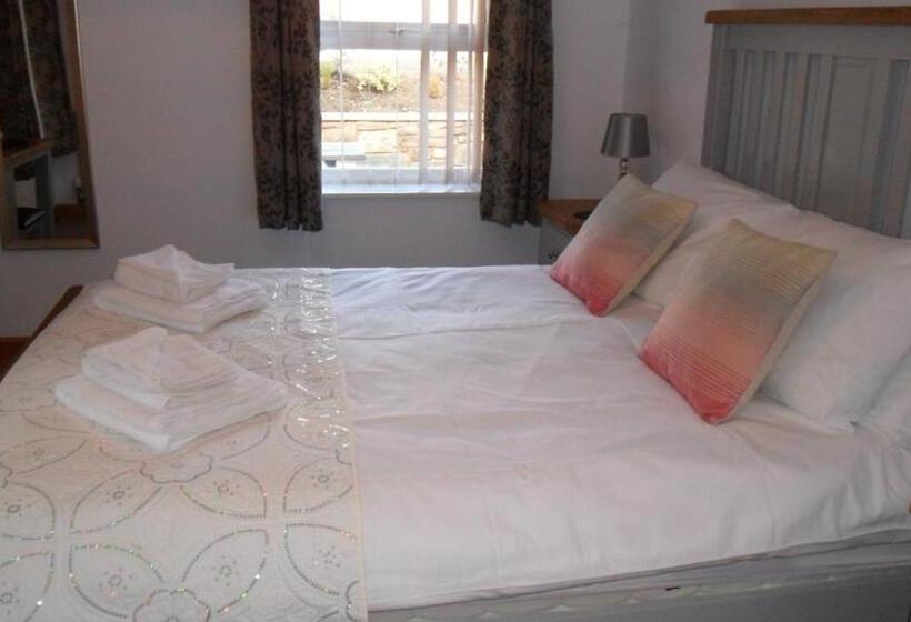 مبيت وإفطار The Bear