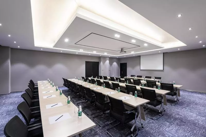 Crystal Orange Hotel Qidong Hongxing Life Plaza