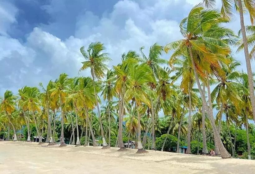 هتل Auberge Du Nord