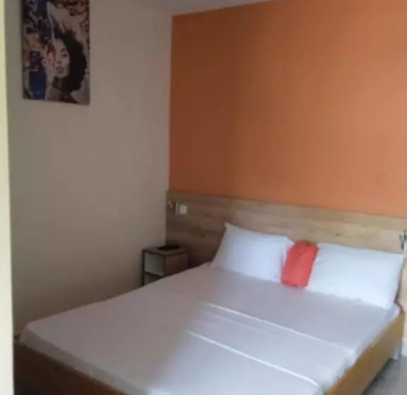 هتل Auberge Du Nord