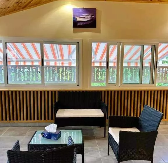 هتل Auberge Du Nord