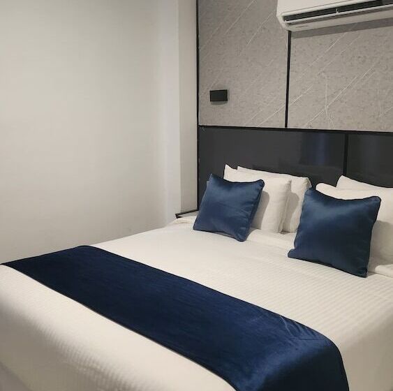 هتل Hesperia Morrocoy