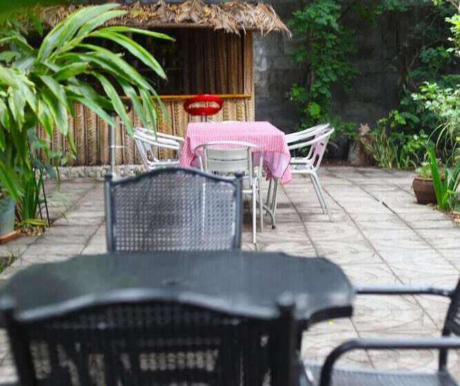 בית מלון כפרי Restaurant Jardin De La Paix