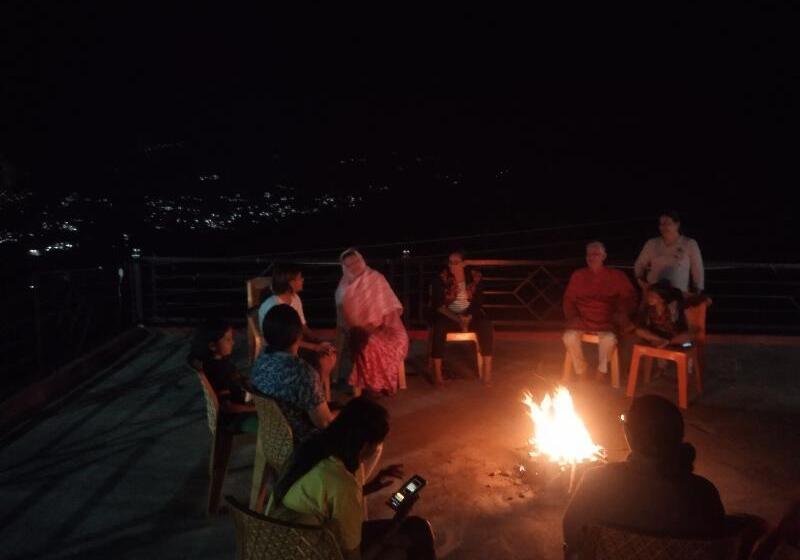 Hotel Radha Gopal Royal Homestay