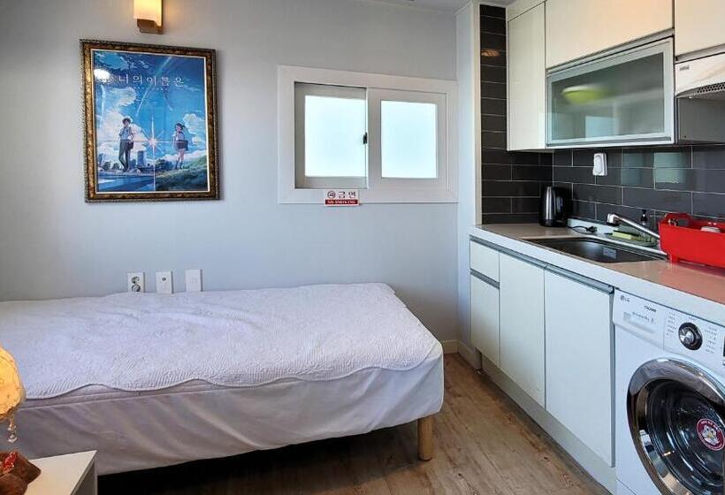 Hotel Sometimes Jeju