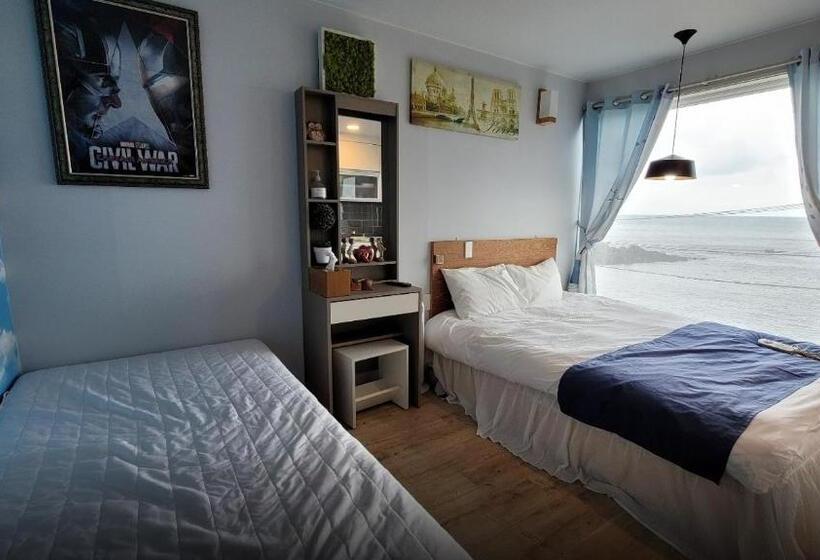 Hotel Sometimes Jeju