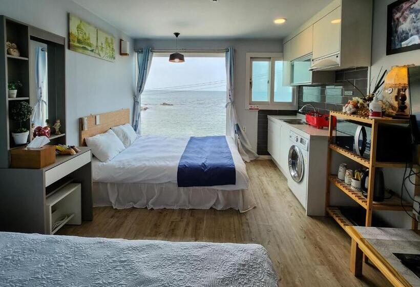 Hotel Sometimes Jeju