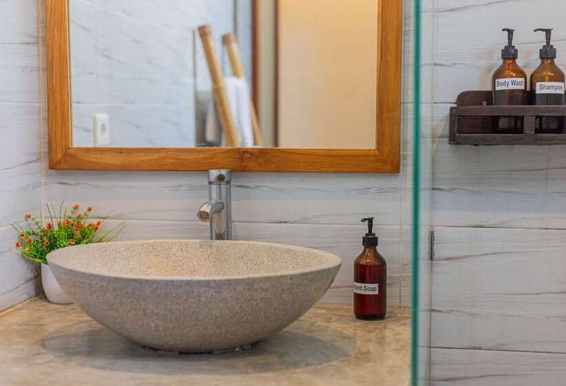 Пансион Frangipani House & Spa By Ecommerceloka