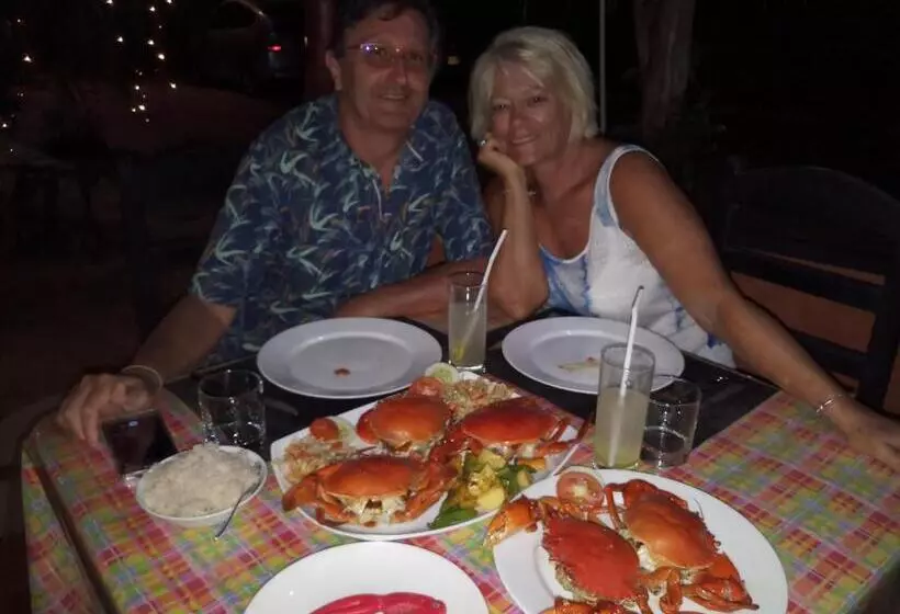 Majatalo Inn On The Bay