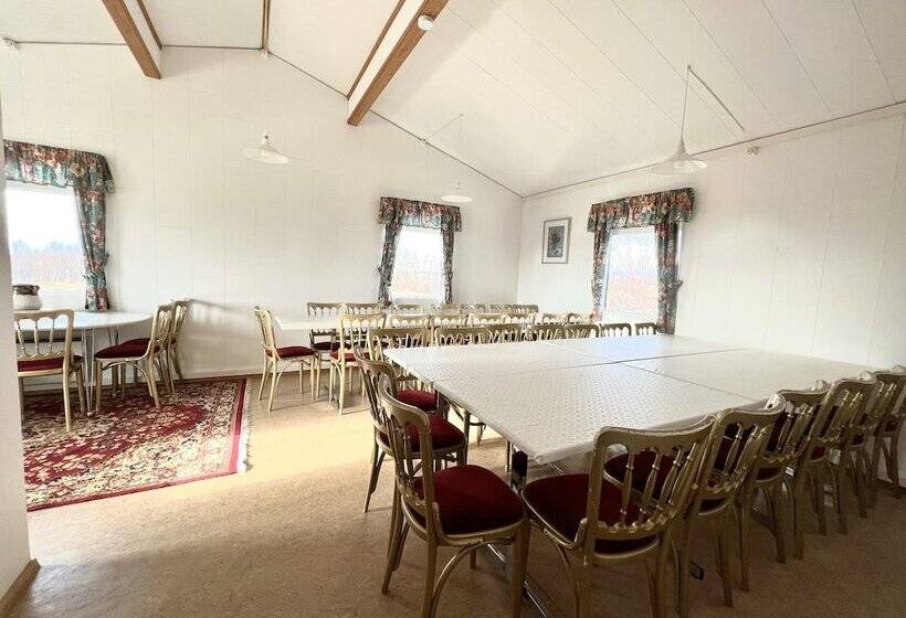 پانسیون Langahlíð Guesthouse