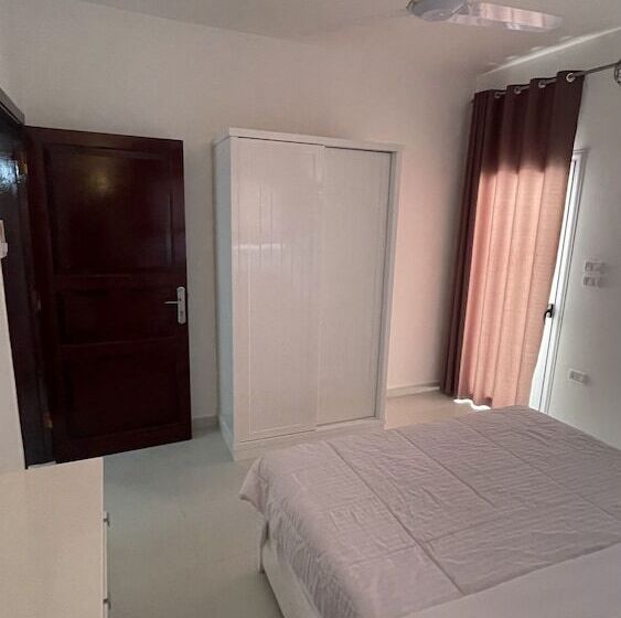 پانسیون Moon House Of Luxor