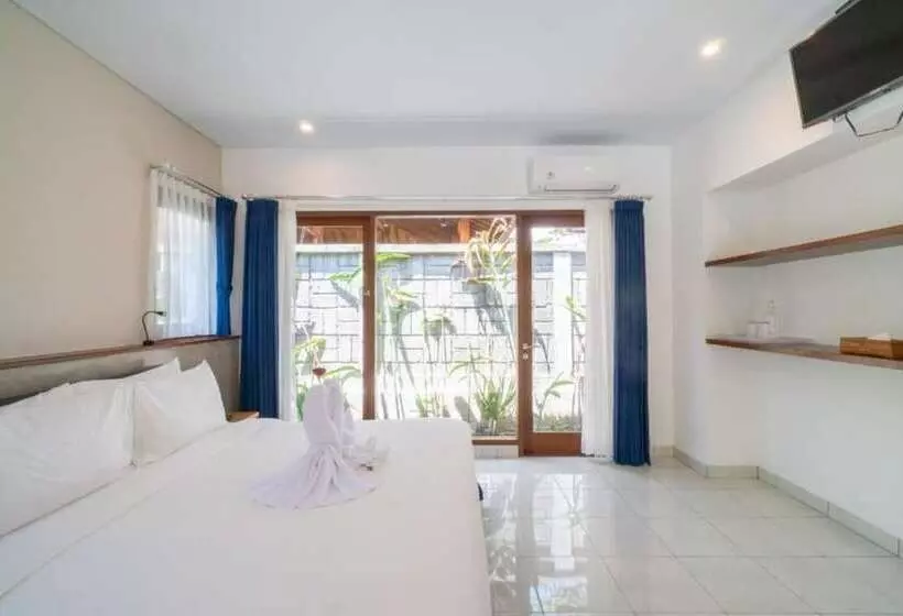 ペンション Rumah Taman Kutuh