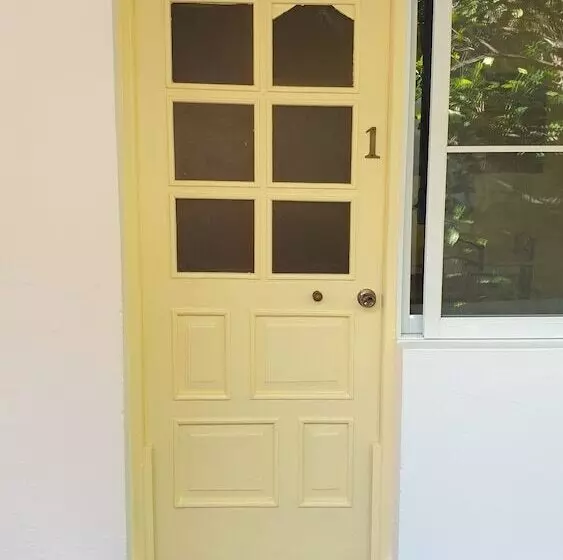 Playa Blanca Bed & Breakfast