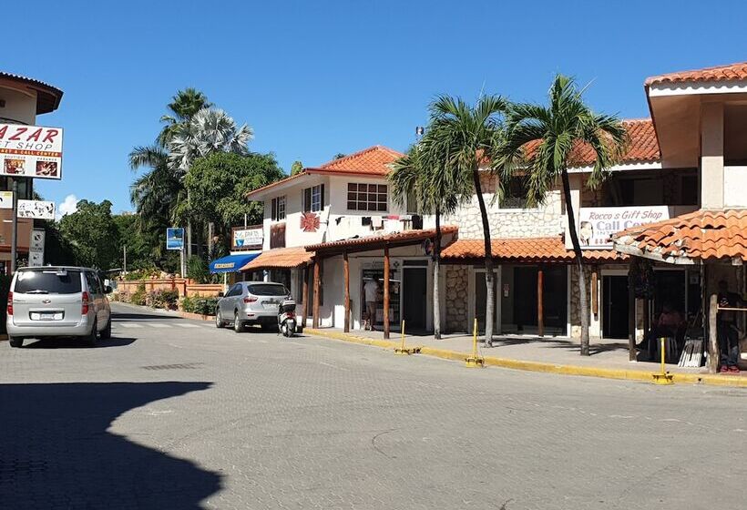 Playa Blanca Bed & Breakfast