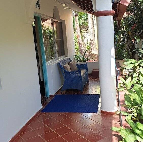 Playa Blanca Bed & Breakfast