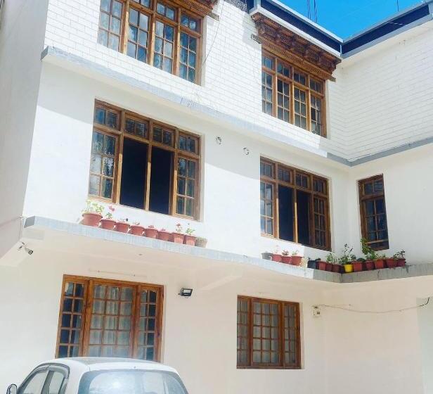 Sit Hotel Ladakh Horizon Leh