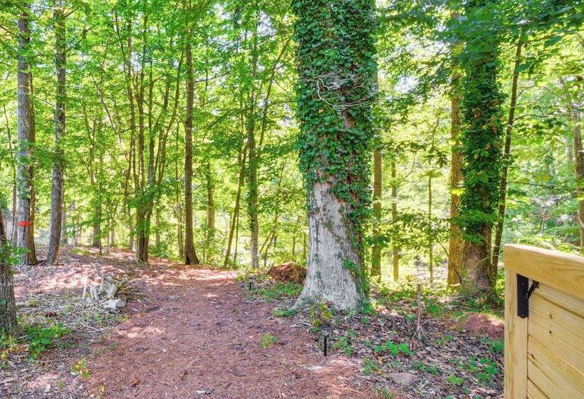 Anderson Retreat: Private Dock, Kayaks, Fire Pit!