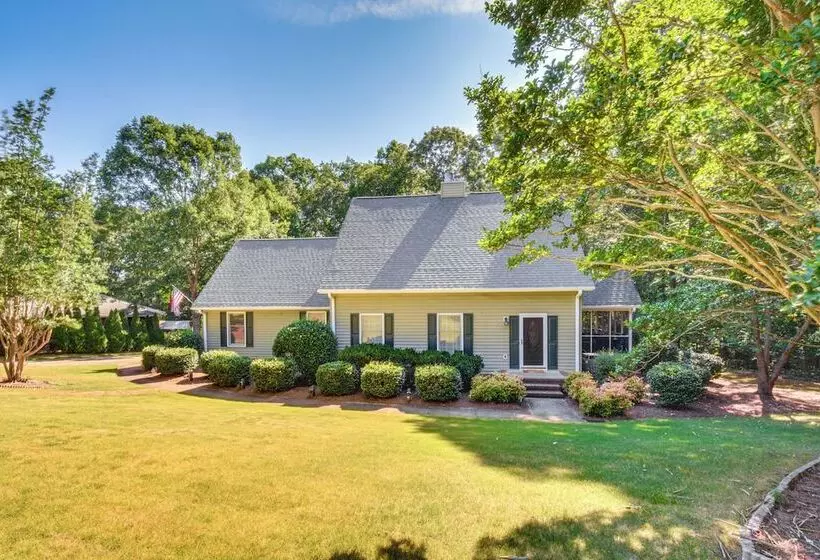 Anderson Retreat: Private Dock, Kayaks, Fire Pit!