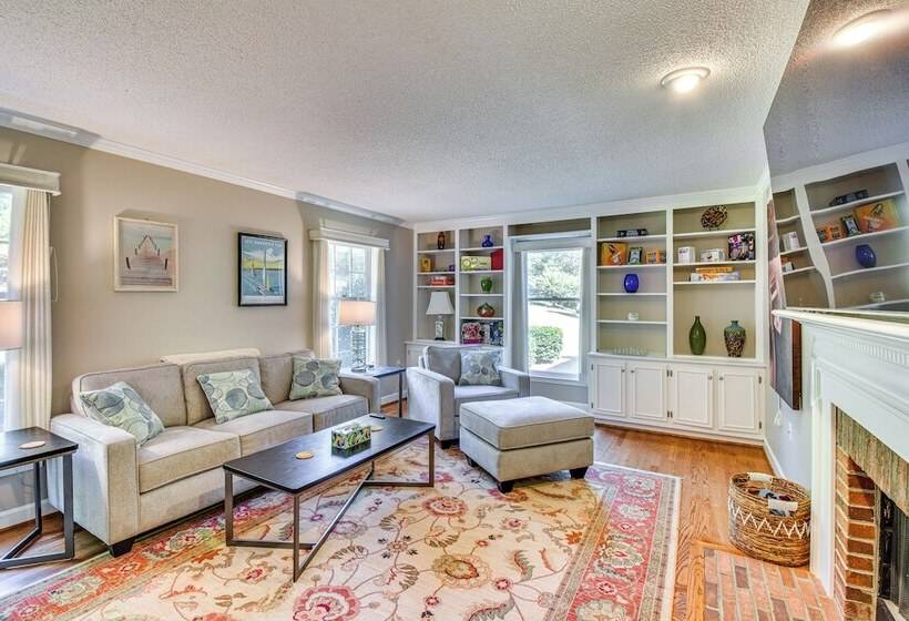 Anderson Retreat: Private Dock, Kayaks, Fire Pit!