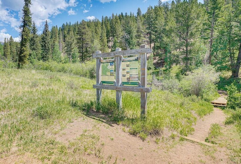 Patio & Hot Tub: Cozy Cabin Retreat In Bailey!
