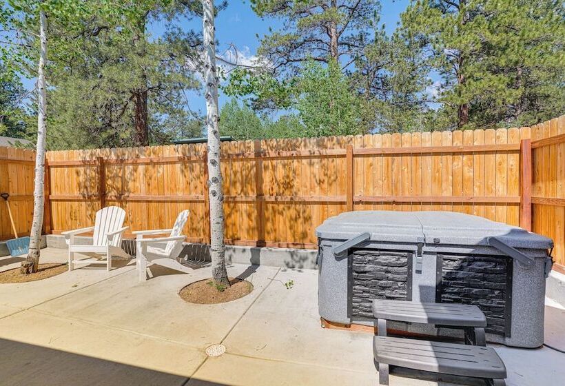 Patio & Hot Tub: Cozy Cabin Retreat In Bailey!