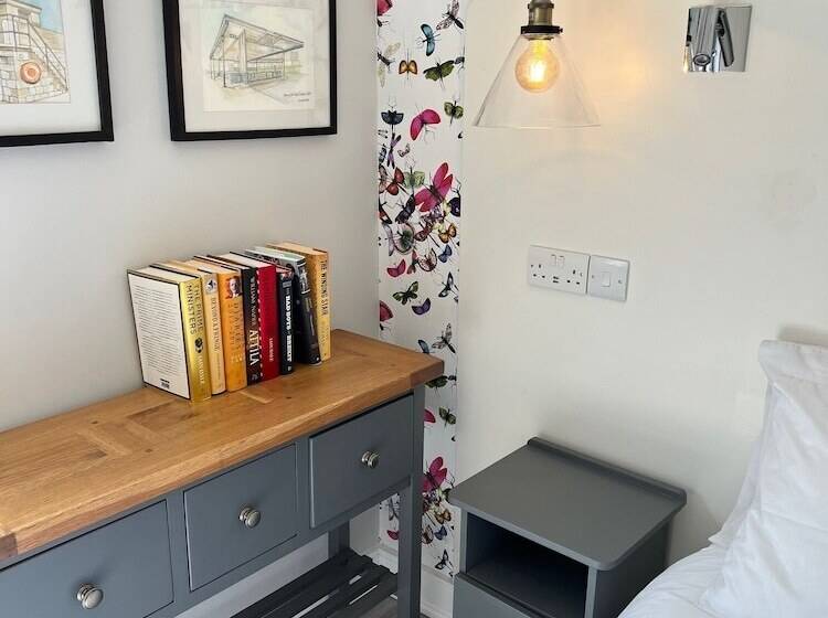 Botany Bay Beach Bed And Breakfast