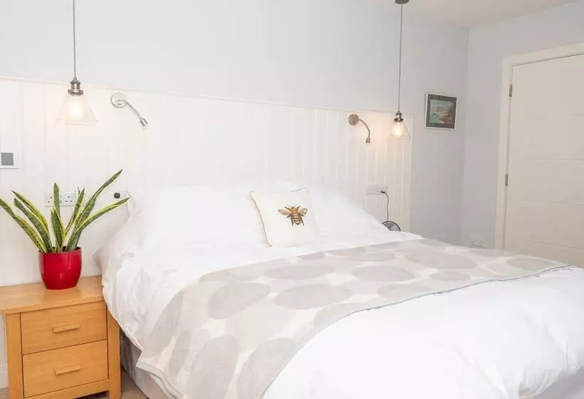 Botany Bay Beach Bed And Breakfast