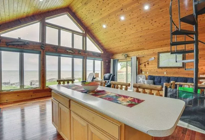 Lakefront Views & Private Yard: Three Mile Bay Gem