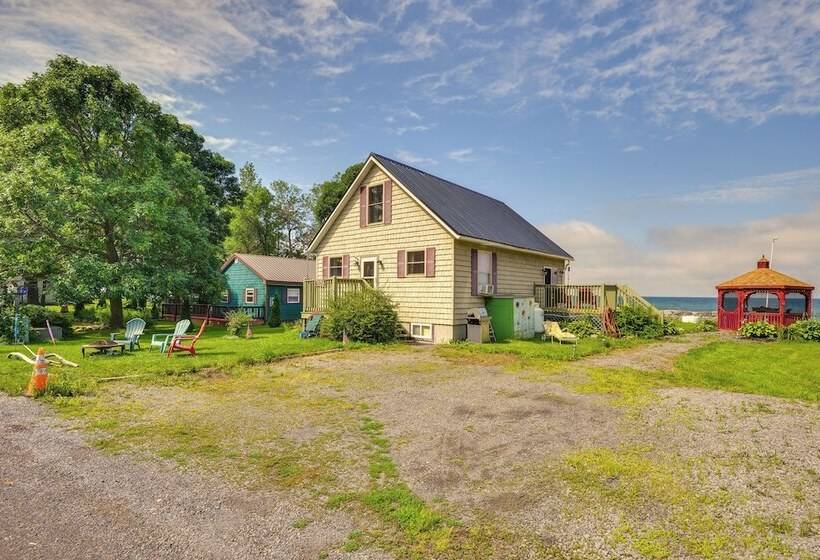 Lakefront Views & Private Yard: Three Mile Bay Gem