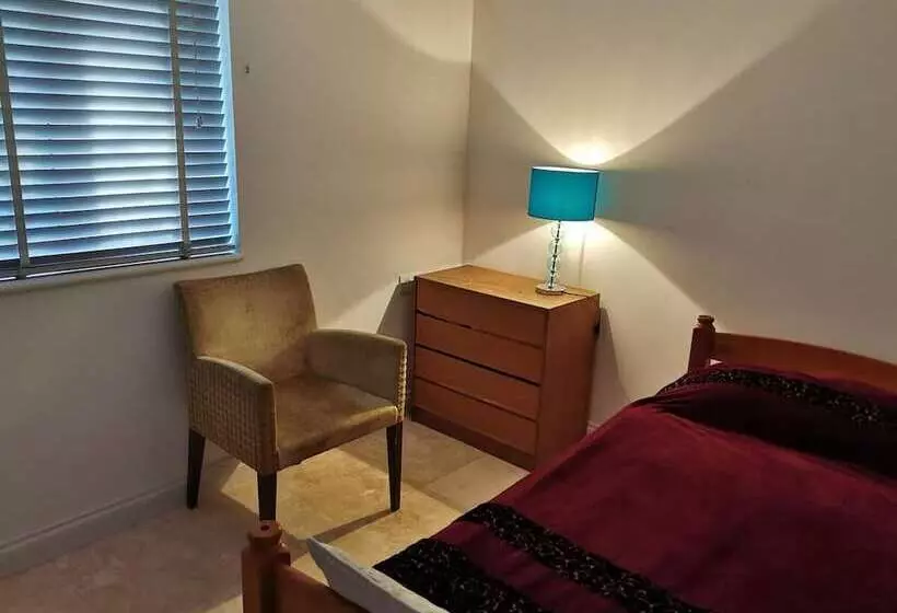 Countryside Cottage Retreat At Ty R Cwm Farm