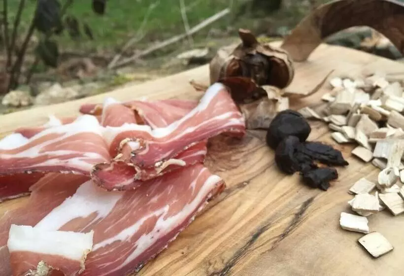 Countryside Cottage Retreat At Ty R Cwm Farm