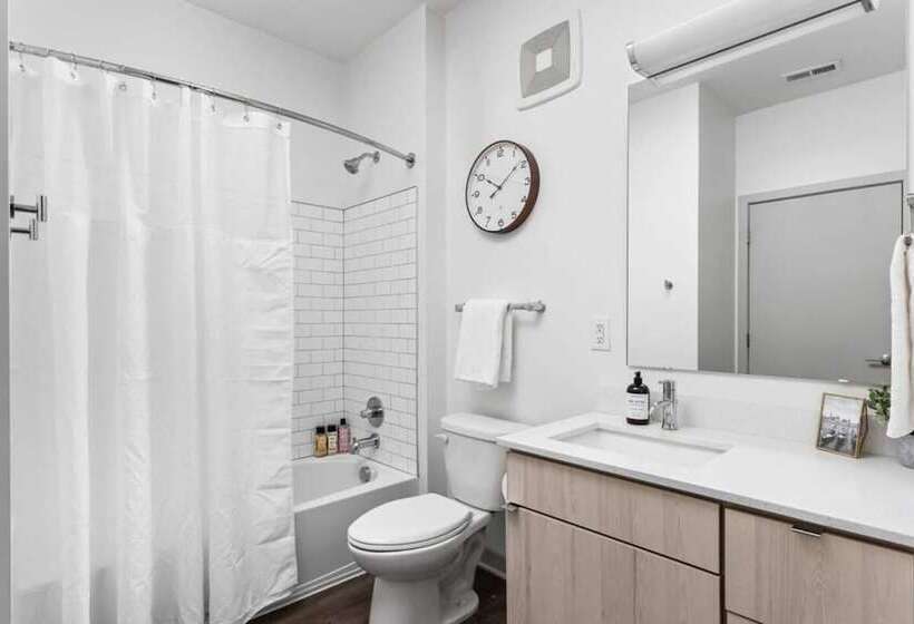 Cozysuites On Mass W Garage Parking 21