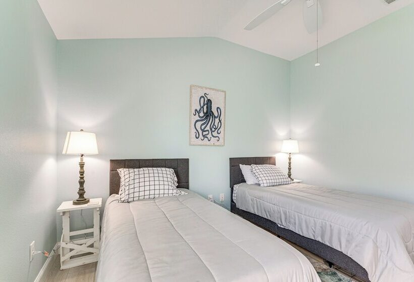 Golf Cart & Pool Access: The Villages Home!