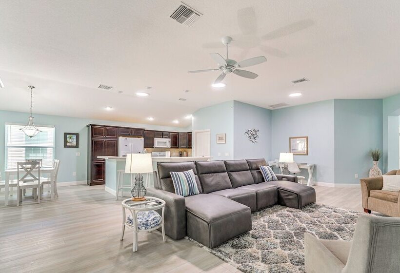 Golf Cart & Pool Access: The Villages Home!