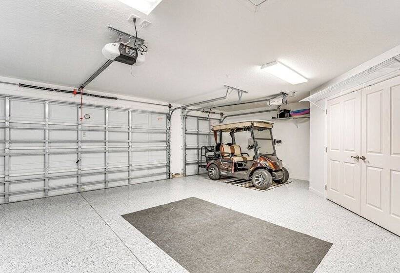 Golf Cart & Pool Access: The Villages Home!