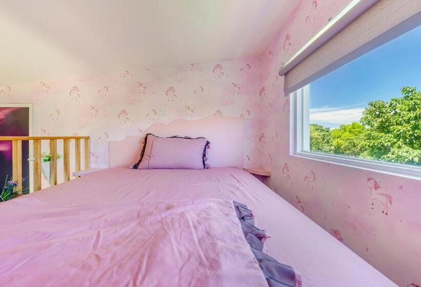 Happiness Ocean View B&b