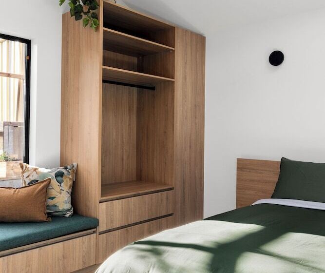 Отель Bendigo Lodges