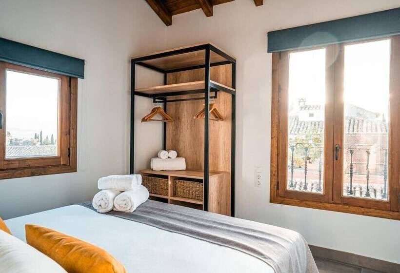 هتل Ibericabeds Albaicin